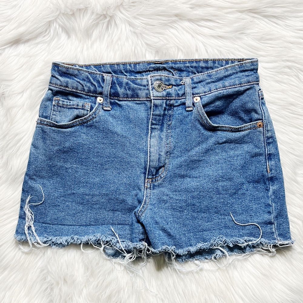 Wild Fable High Waist Cut Off Shorts Medium Wash Blue Size 4